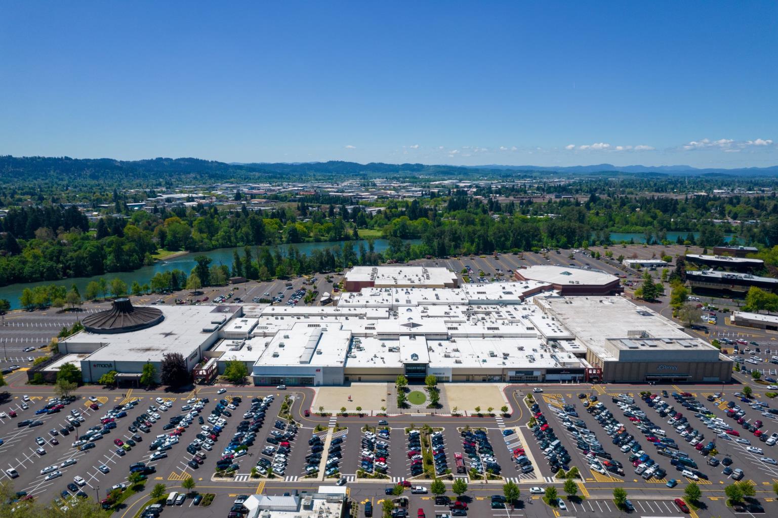 Vans valley river outlet center